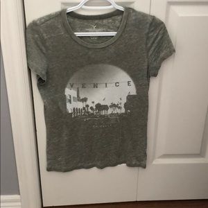 American eagle short sleeve size small